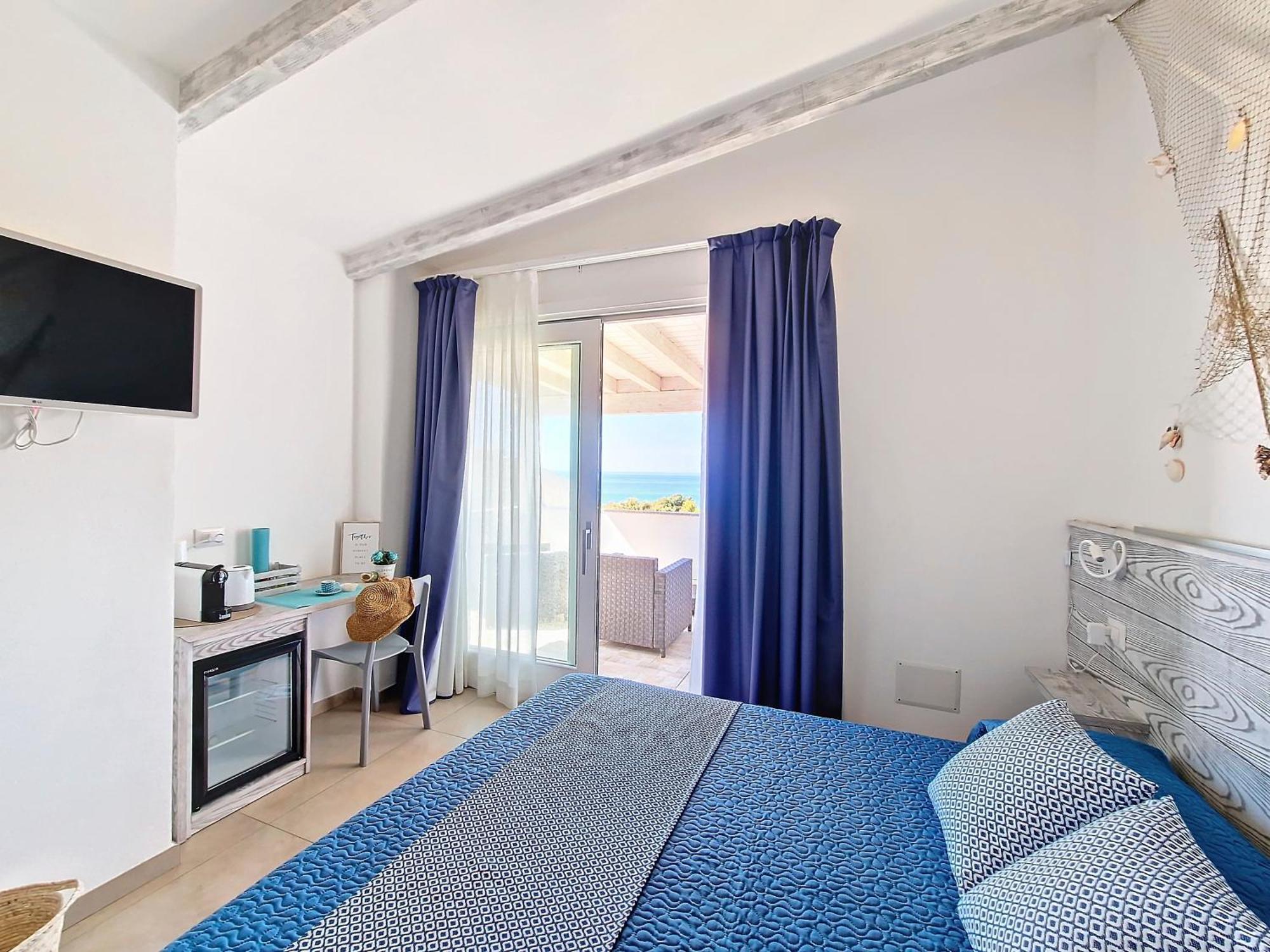 L'Onda Marina Hotel กัสเตลซาร์โด ภายนอก รูปภาพ